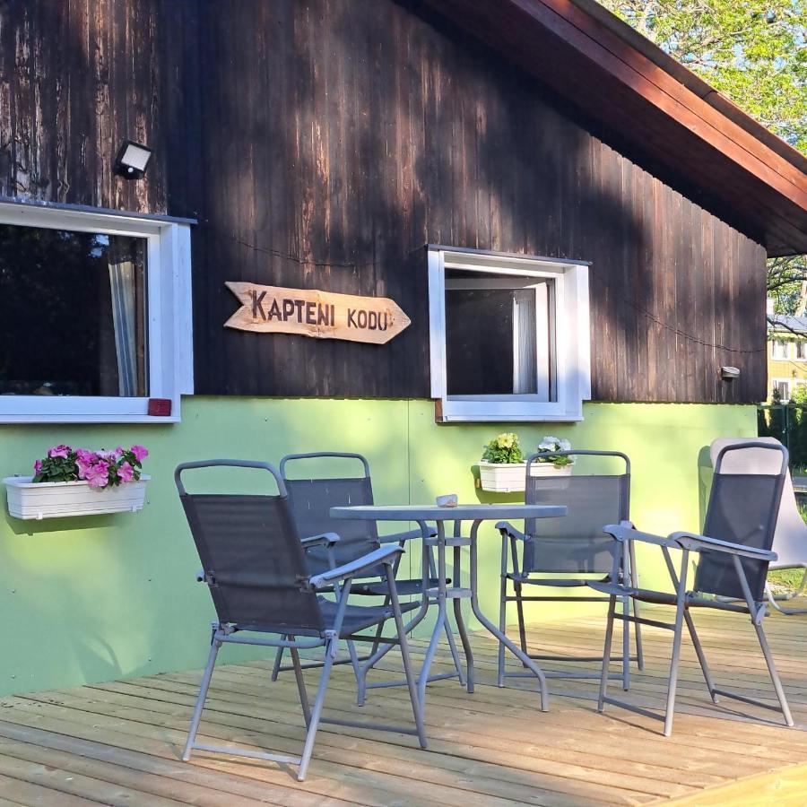 Kapteni Suvekodu Laulasmaa Bagian luar foto